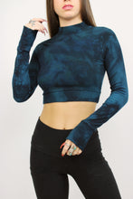 Misfit Mock Neck in ‘Nightlock’ (small)