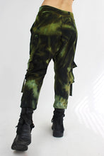 Cargo Pocket Joggers in ‘Moonlit Moss’ (medium)