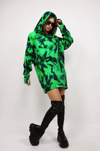 Mogul Hoodie in ‘Poison’