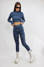 Misfit mock neck in Steele