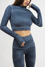 Misfit mock neck in Steele