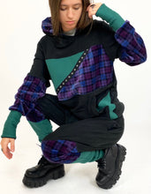 1/1 mogul hoodie (small)