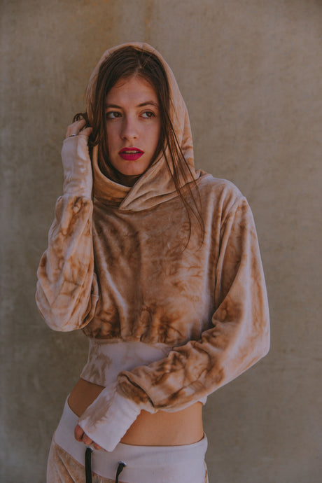 Velour Mogul Hoodie in Sand