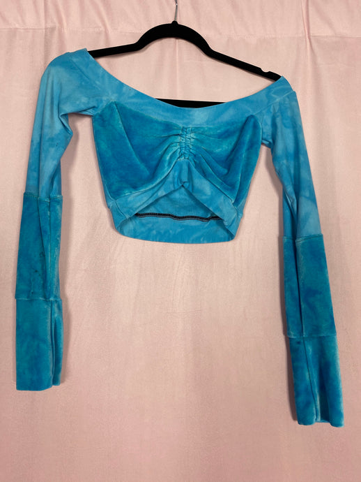 Bb blue equinox crop