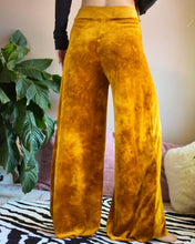 Velour alchemy pant in golden spice (small)